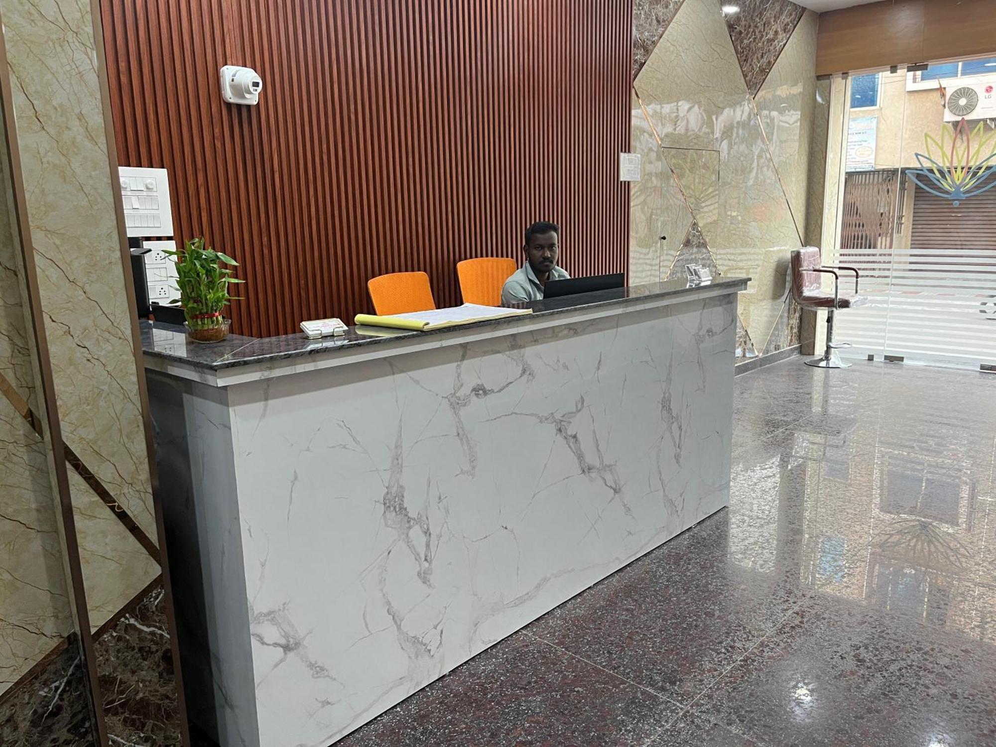 Hotel Elite Swagath Grand Hyderabad Esterno foto
